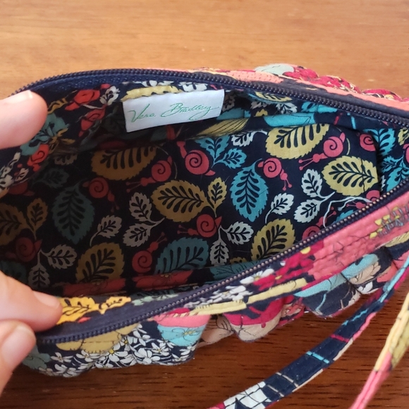 Vera Bradley Small Quilted Purse - Picture 6 of 6